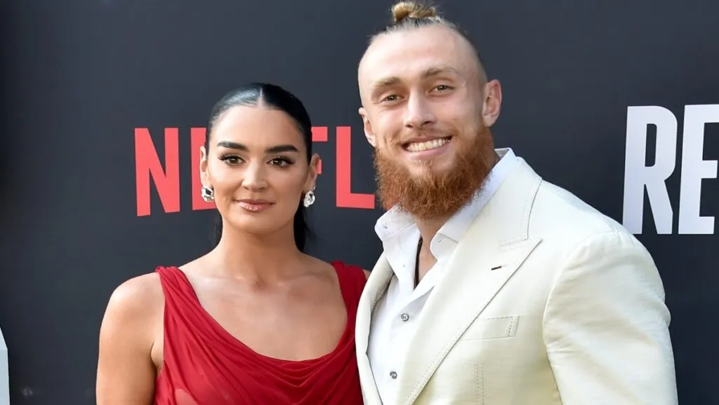 49ers Wag Claire Kittle Red Carpet Netflix Premiere Receiver