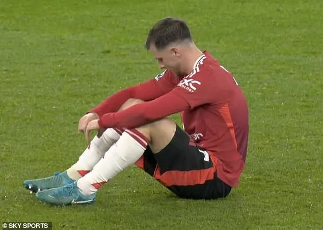 Mason Mount left distraught as he’s injured AGAIN just 13 minutes into Manchester derby 93170109 0 Image A 34 1734281431919