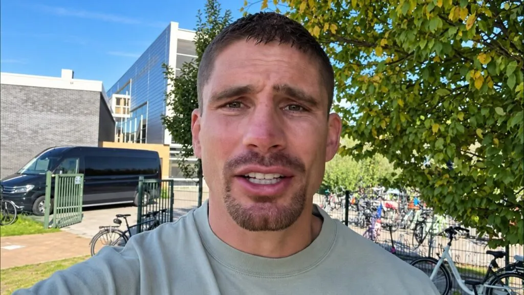 Rico Verhoeven Outdoor Boxing Portrait